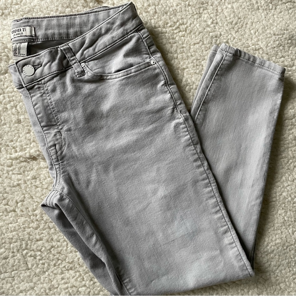 Women’s size 30 Forever 21 jeans